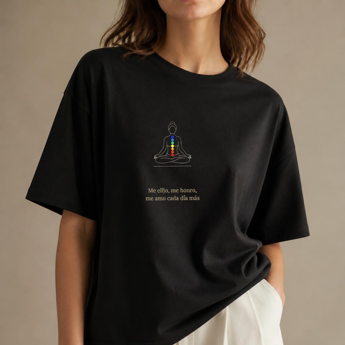 Camiseta Carodesign — Me elijo, me honro, me amo cada día más